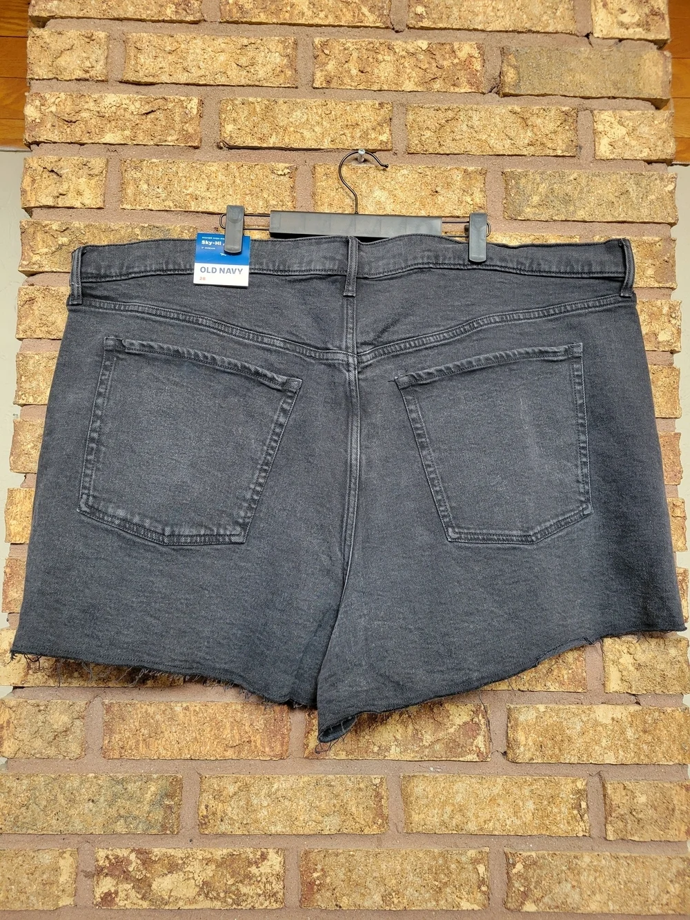 Old Navy Sky-Hi A-Line Black Cutoff Raw Hem Jean Shorts Size 28 Plus
